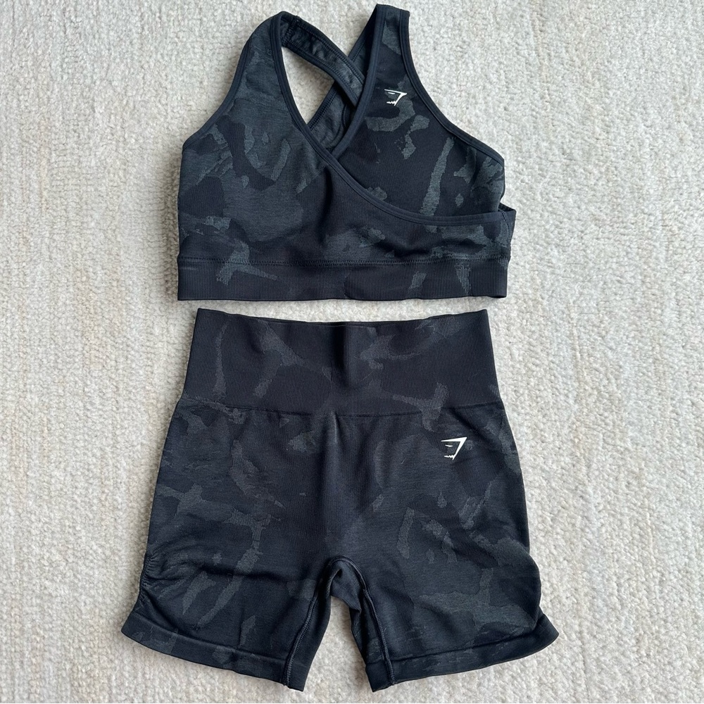 Gymshark Set - Picture 2 of 5